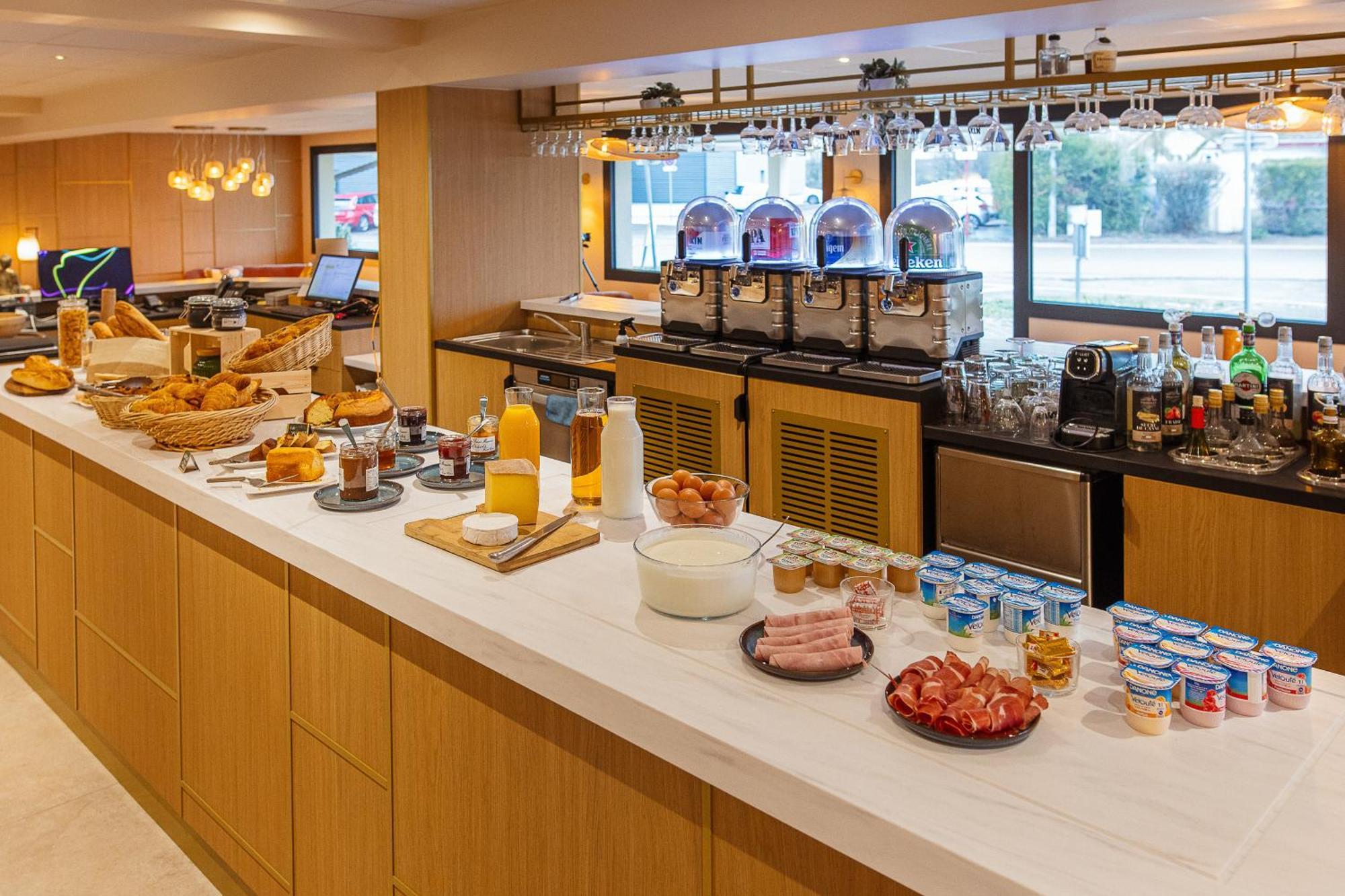 Premiere Classe Troyes - Saint Luc Hotel 2*